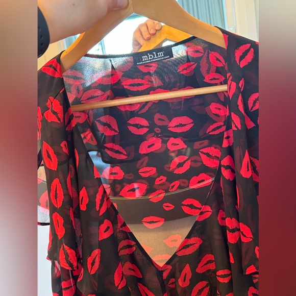 Sheer Blouse - Picture 3 of 7